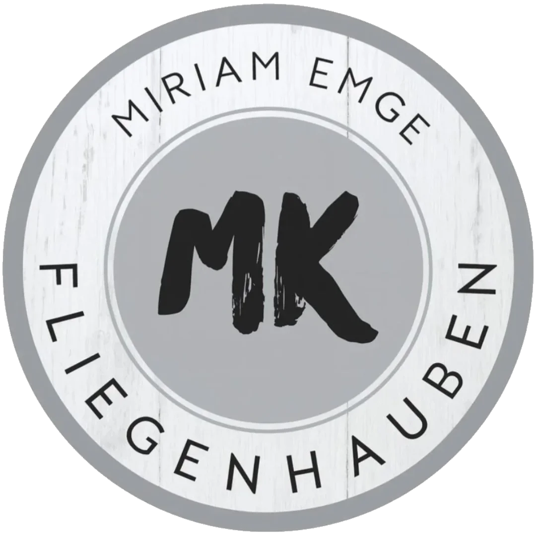 Logo von MK Fliegenhauben.